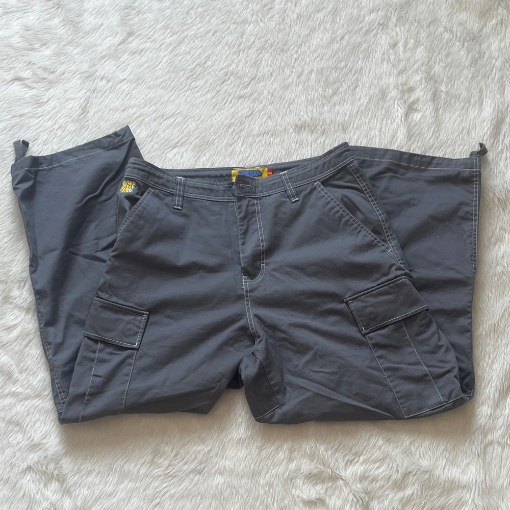 Empyre Men's Charcoal Gray Cargo Pants - Utility Pocket Style